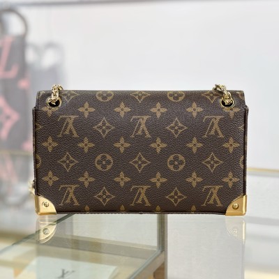 Louis Vuitton - East West Trunkie M27266 Bag White/Black Chain