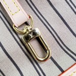 Louis Vuitton Neverfull MM M46975 Monogram replica tote