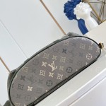 Louis Vuitton Christopher Backpack M27080 Monogram replica