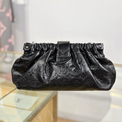 Louis Vuitton - POCHETTE SLING Small Handbag M27822 Black Replica Bag