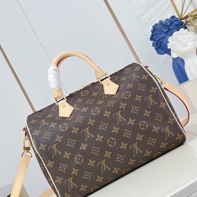 Louis Vuitton-  M46980 Speedy Bandoulière 30 Monogram Canvas Handbag with Steel Hardware