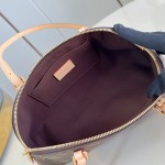 Louis Vuitton - Squire East West Monogram Canvas Handbag M28951 / M28953